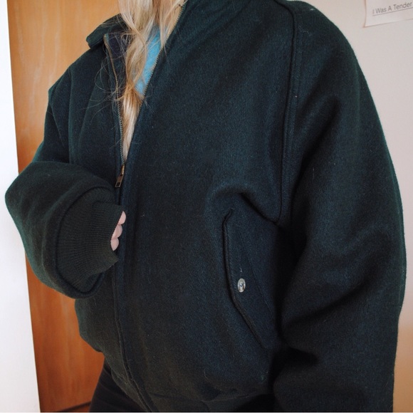 Dark green wool coat! - Picture 4 of 8